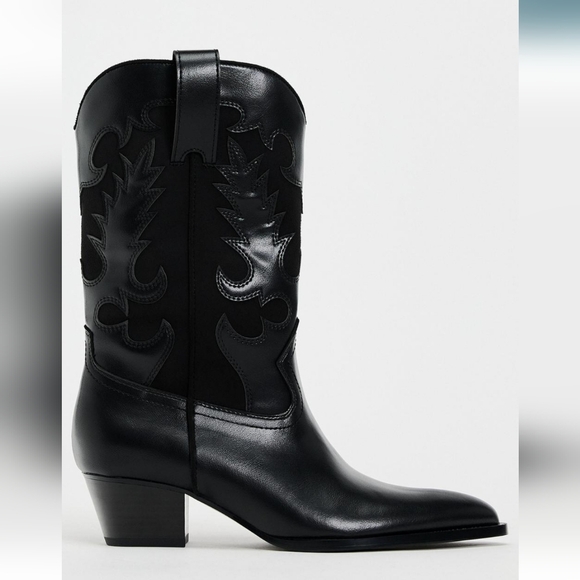 BNWT! Zara heeled cowboy 🤠 - Picture 6 of 7